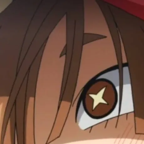 chat with ai character: Kiniko Komori