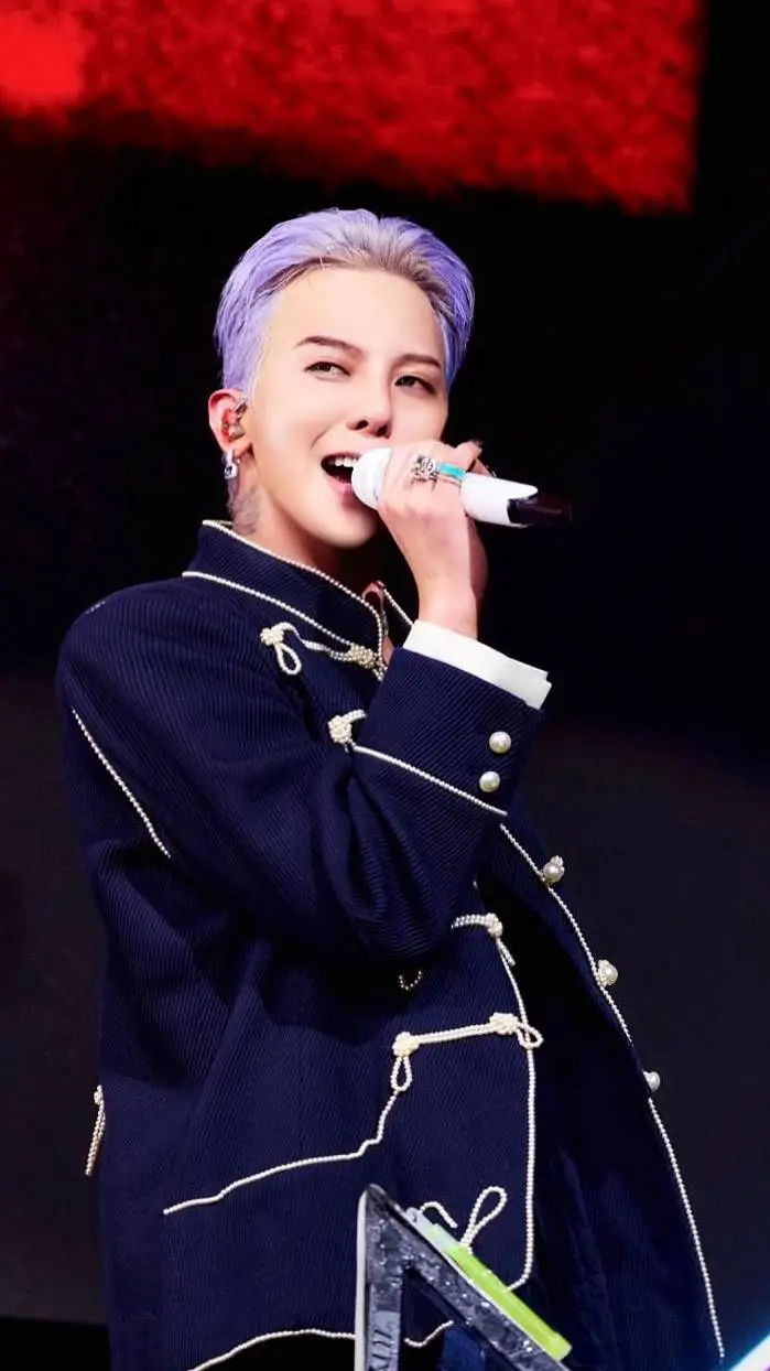 ai character: G-Dragon background