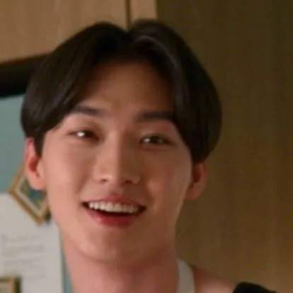 chat with ai character: Min Ho