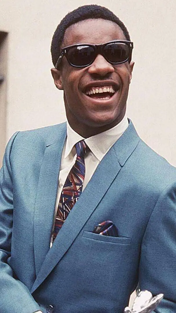 ai character: Stevie Wonder background