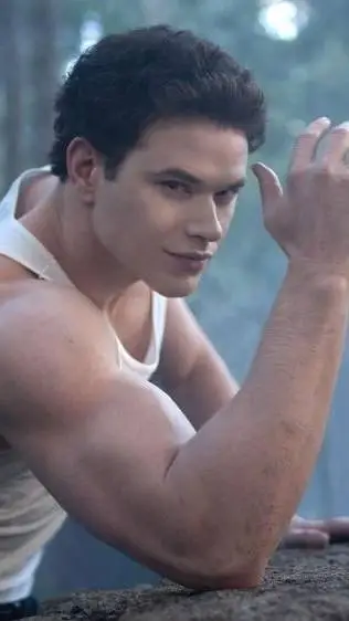 ai character: Emmett Cullen background