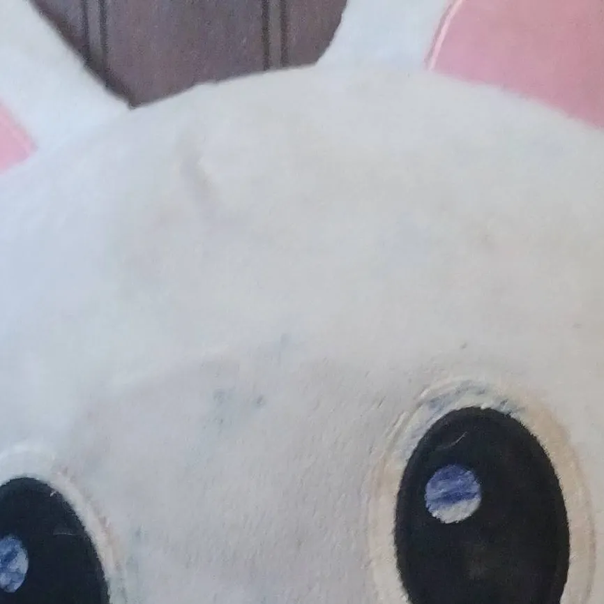 chat with ai character: Pandy paws