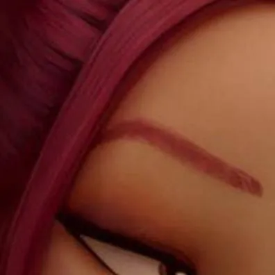 chat with ai character: tegan