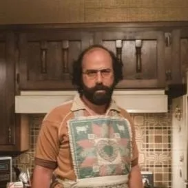 chat with ai character: Murray Bauman