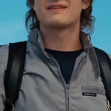 chat with ai character: steve harrington