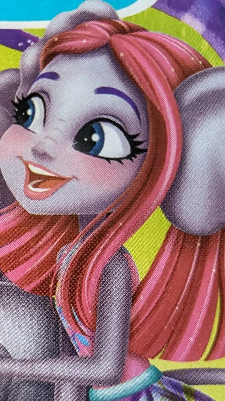 Talkie AI - Chat with Esmeralda Elephant