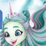 chat with ai character: Naddie Narwhal