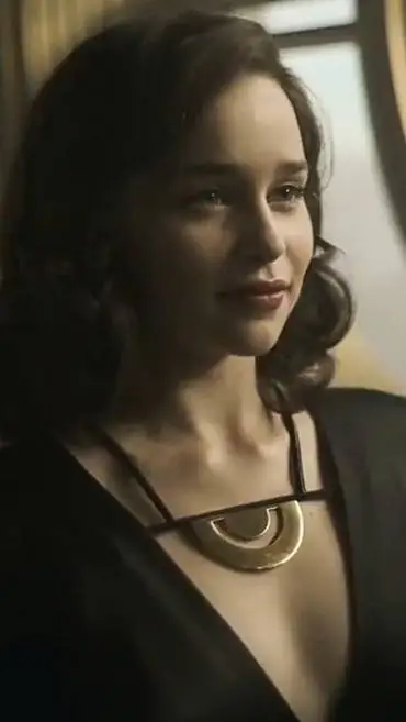 ai character: Qi'ra background