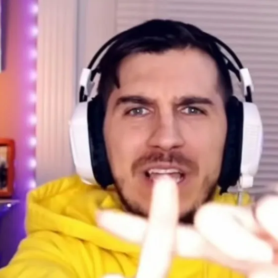 chat with ai character: The Vees 