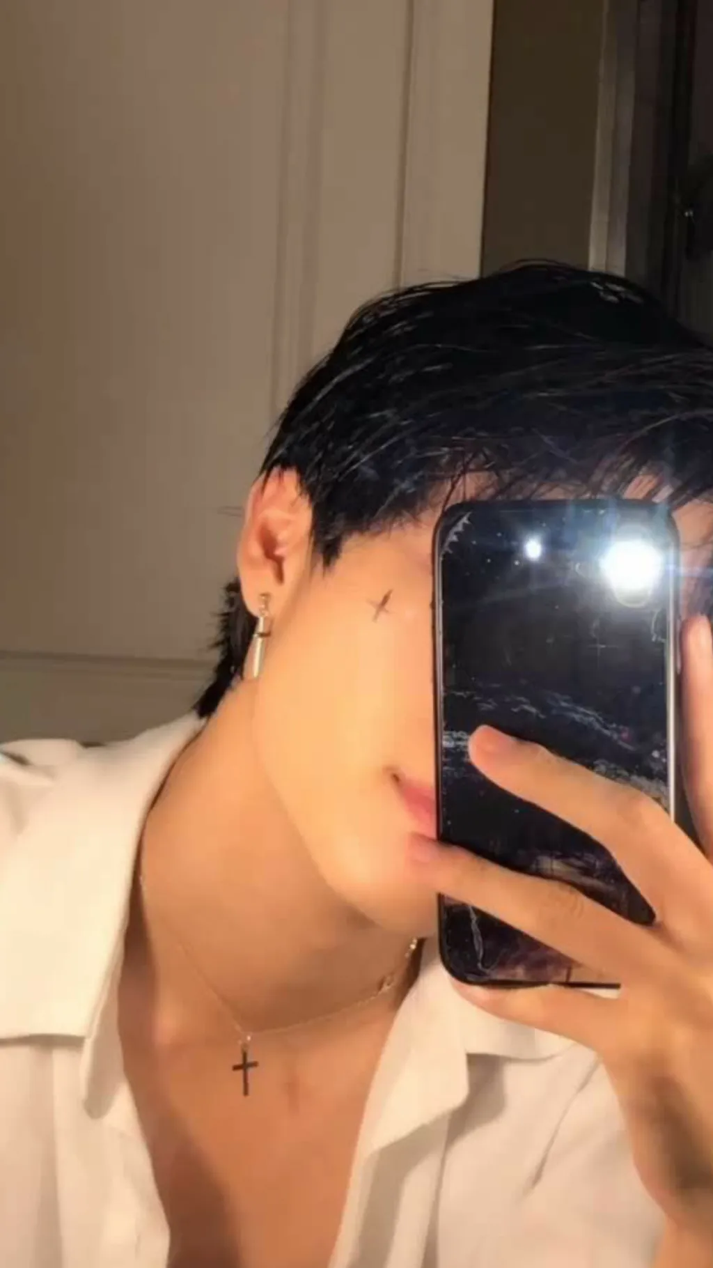 ai character: ~✰Kai✰~ background