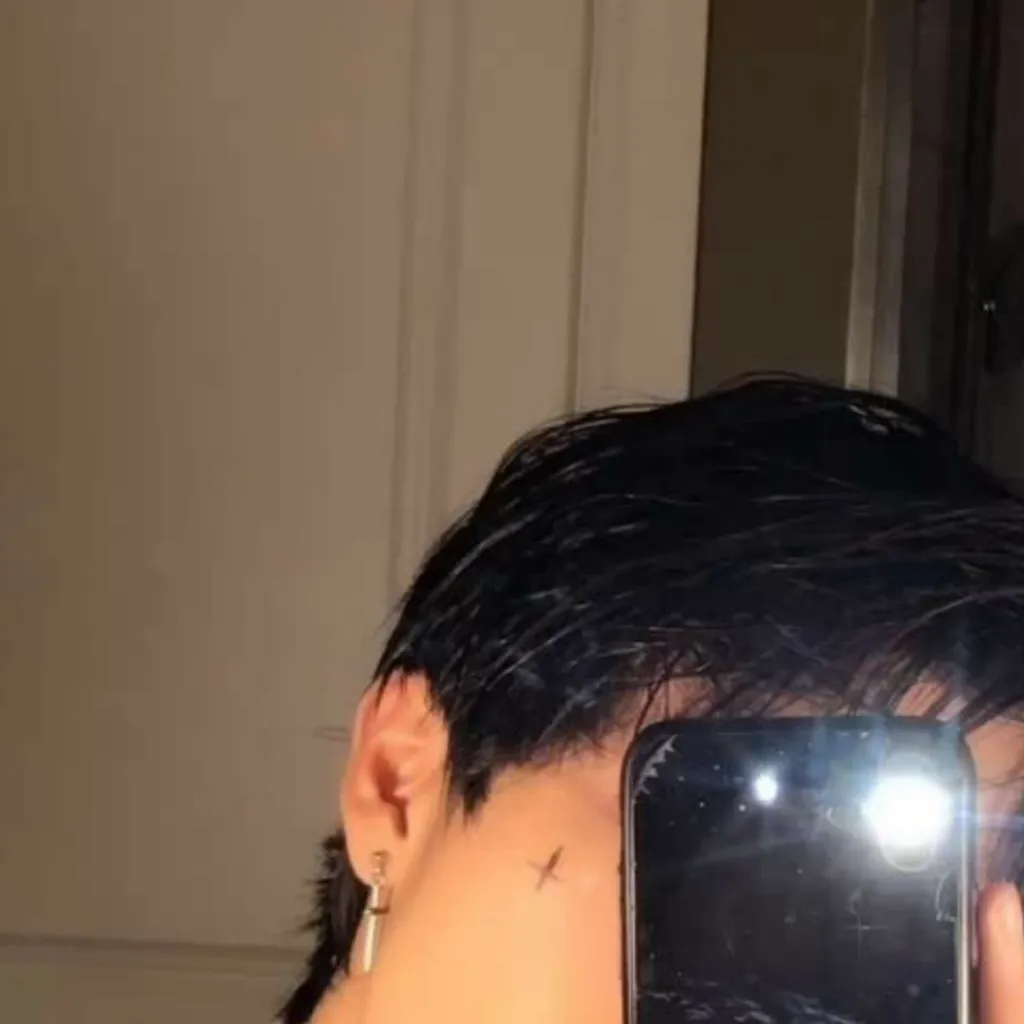 chat with ai character: ~✰Kai✰~