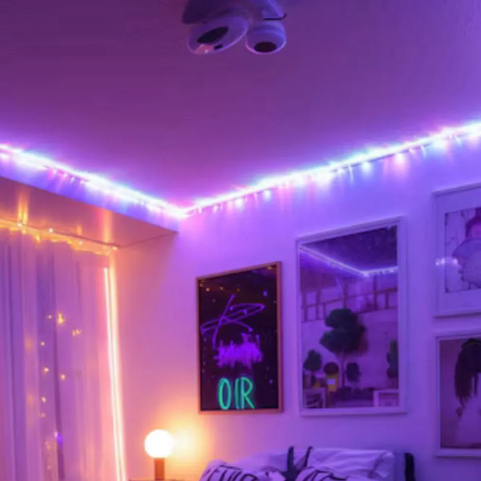 chat with ai character: ~💜sleepover💜~