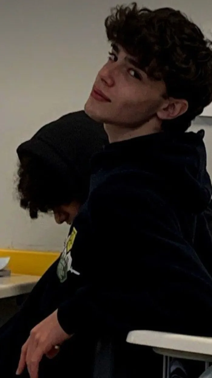 ai character: 🤍Jake🤍 background