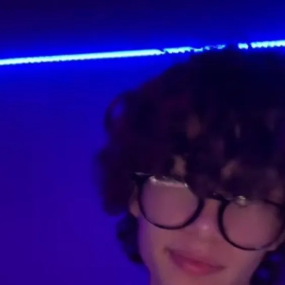 chat with ai character: Finn