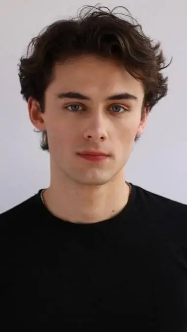 ai character: noah background