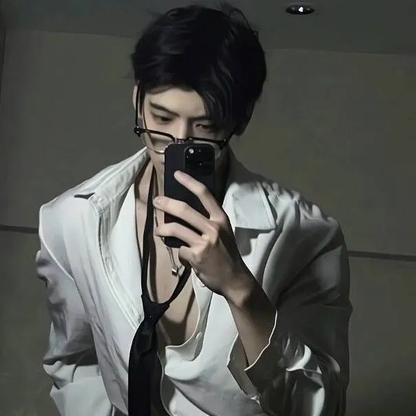 chat with ai character: so-jin