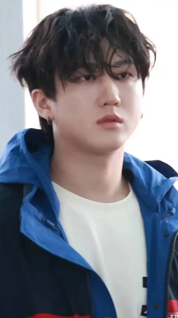 ai character: Changbin background