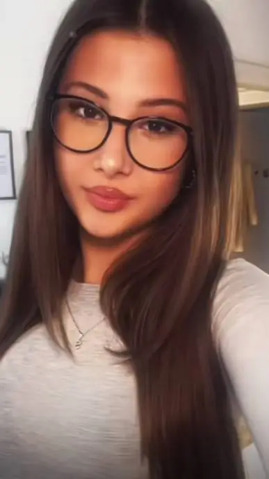 ai character: kaya  background