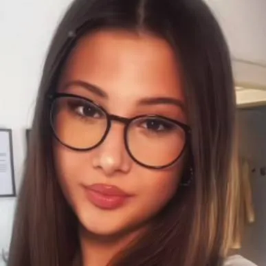 chat with ai character: kaya 