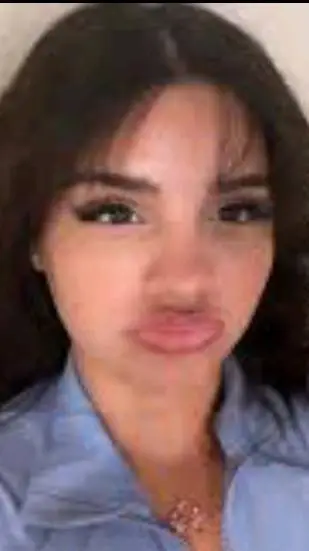 ai character: Taylor nightmare  background