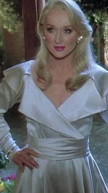 ai character: Madeline Ashton background