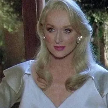 chat with ai character: Madeline Ashton