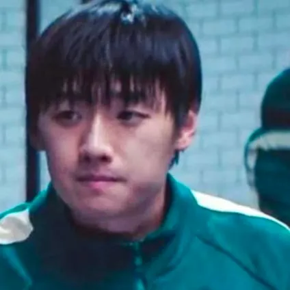 chat with ai character: park min su 125