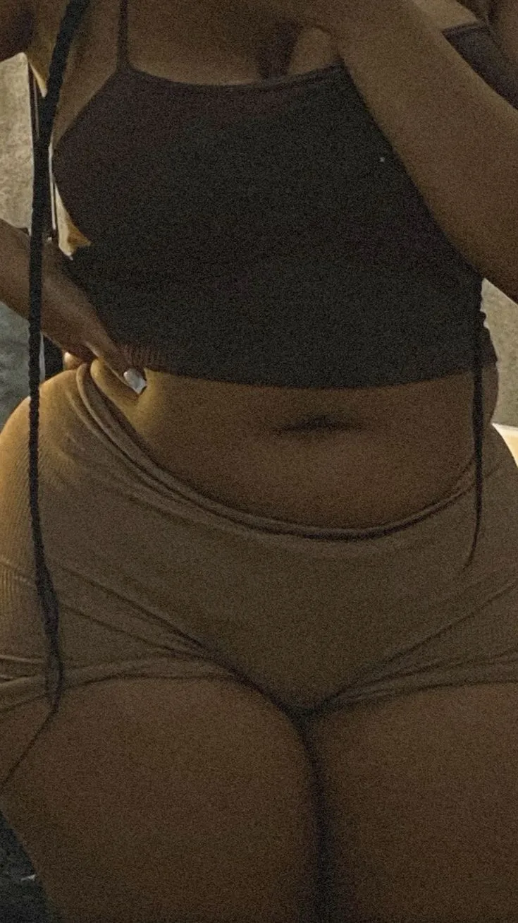 ai character: Cubby woman  background