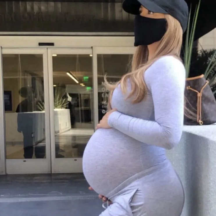 chat with ai character: Sport girl 