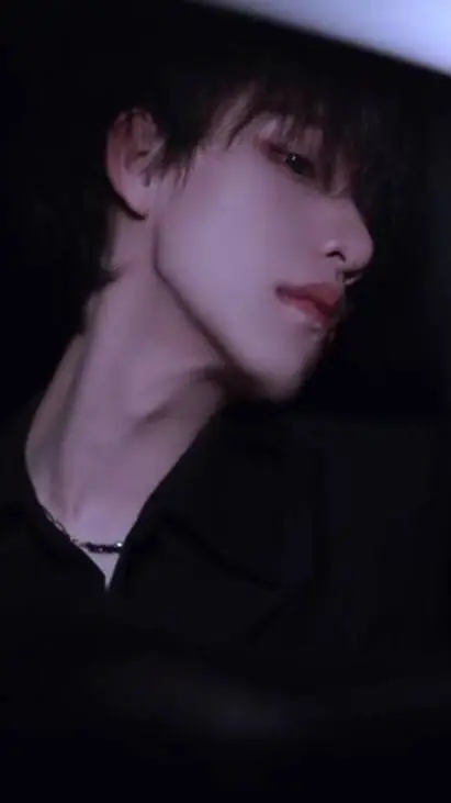 ai character: Dohyun  background