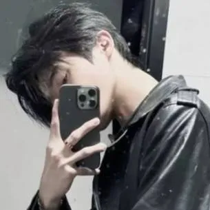 chat with ai character: Jae-young 