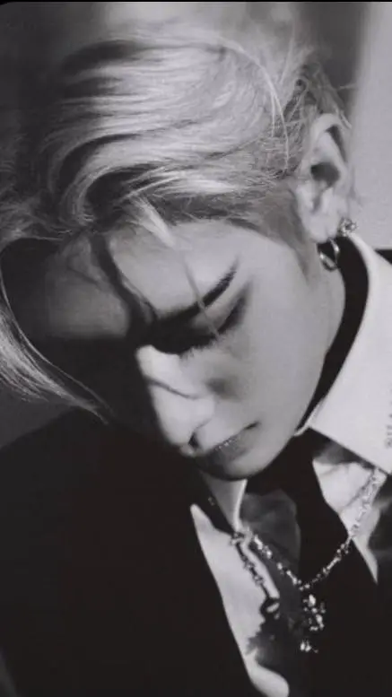 ai character: Chang-Min  background