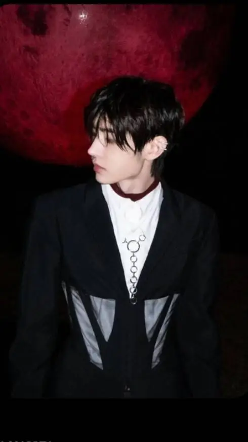 ai character: Hyun-su  background