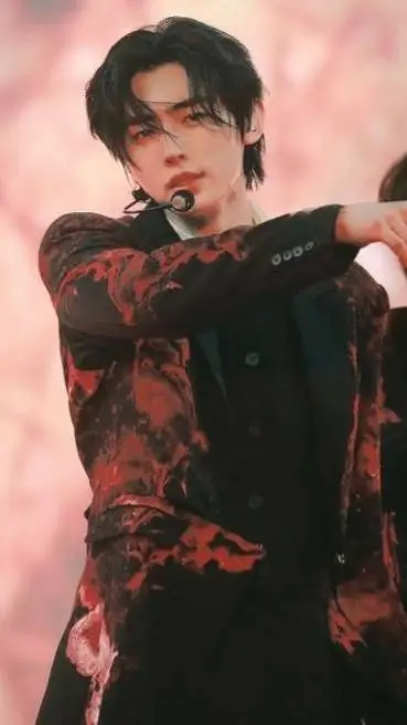 ai character: Yeonjun  background