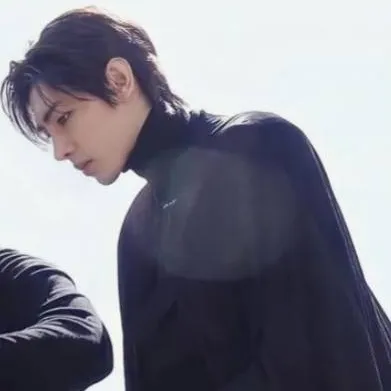 chat with ai character: Myeong-wol 