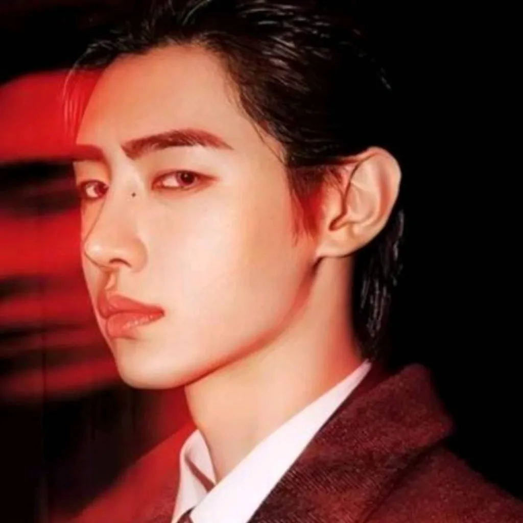 chat with ai character: Si-woo 