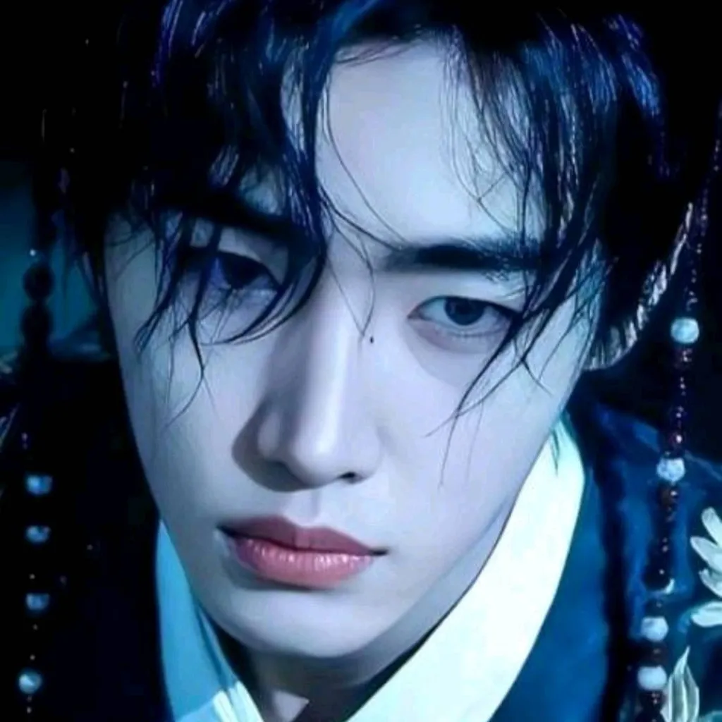 chat with ai character: Ji-Woon 