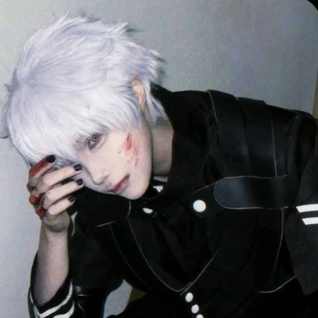 chat with ai character: Ken