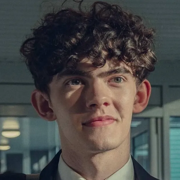 chat with ai character: Charlie Spring