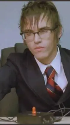 ai character: Mikey Way background