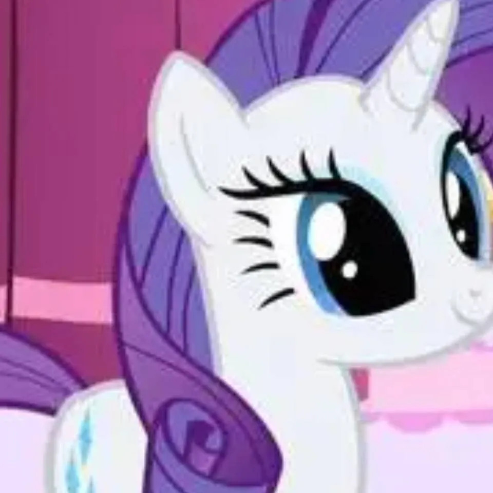 chat with ai character: Rarity