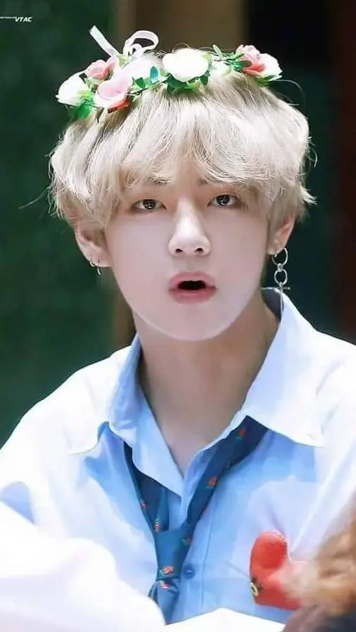 ai character: taehyung  background