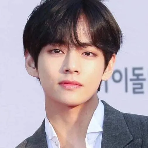 chat with ai character: Taehyung 