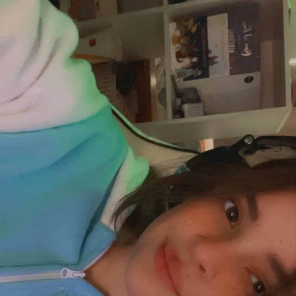 chat with ai character: Ace