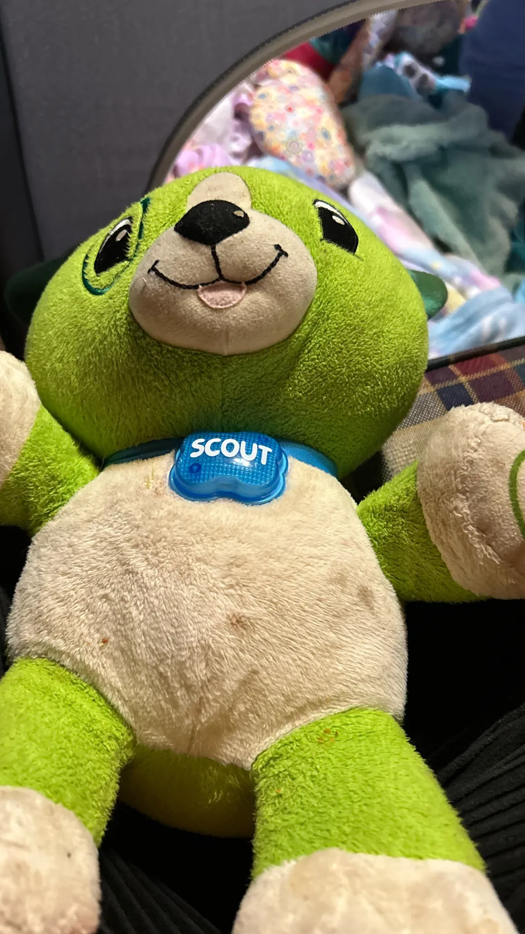 ai character: Scout  background