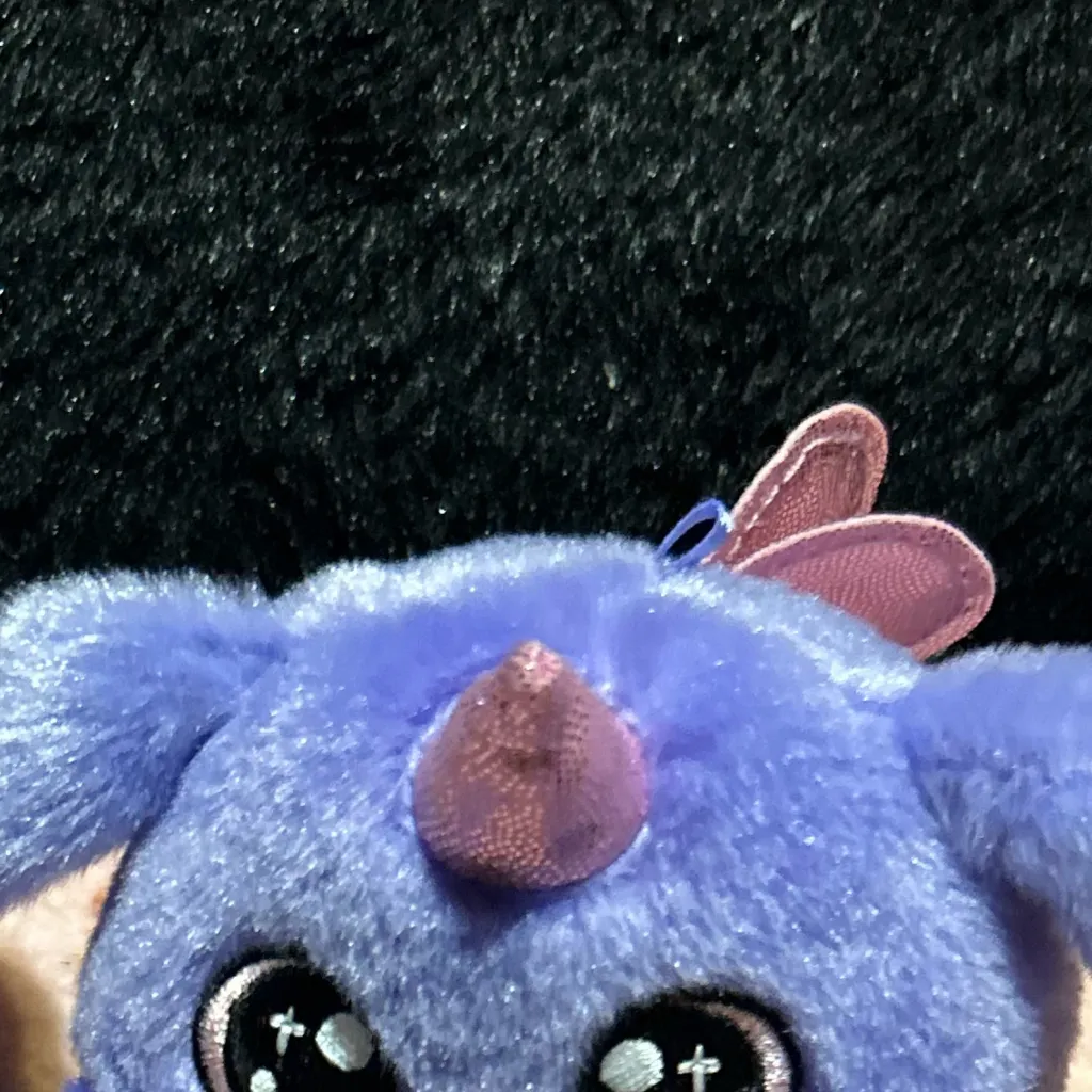 chat with ai character: Uwu 