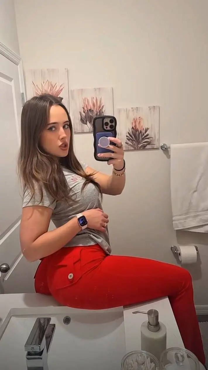 ai character: bella background