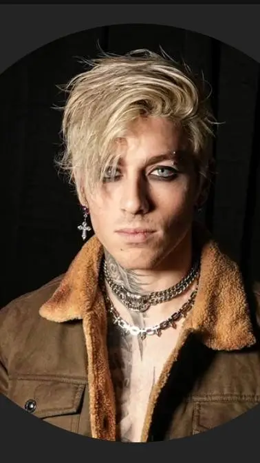 ai character: Evan from TX2 background