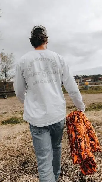 ai character: Tanier Wayne background