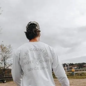 chat with ai character: Tanier Wayne